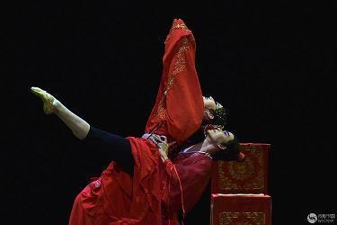 搤臂啮指成语接龙游戏