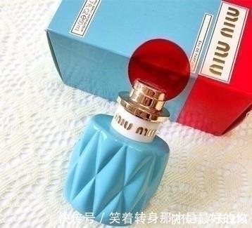 一本盗版书