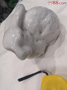 小火，不粗鲁打一成语