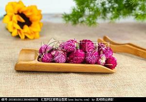 一手遮天，一手捂地打一成语