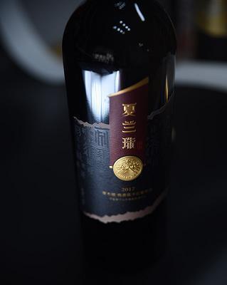 大合唱打一成语