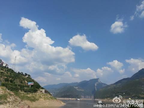 端正坐姿打一成语